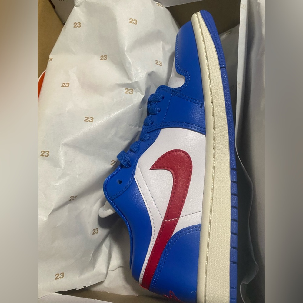 Women’s air jordan 1 low